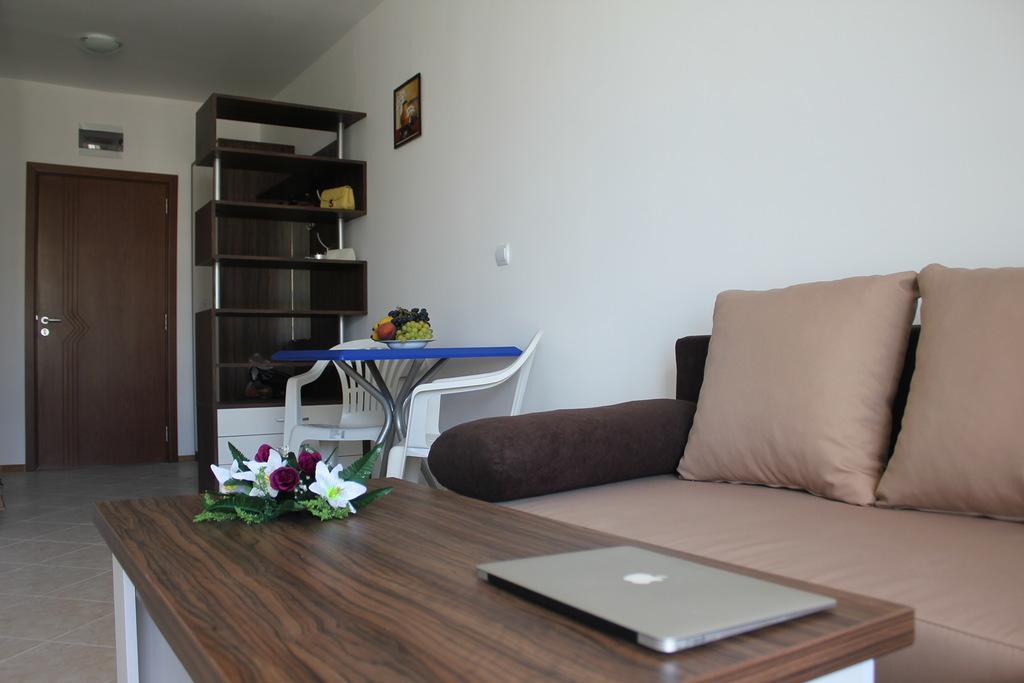 Studio Festival Pomorie Extérieur photo